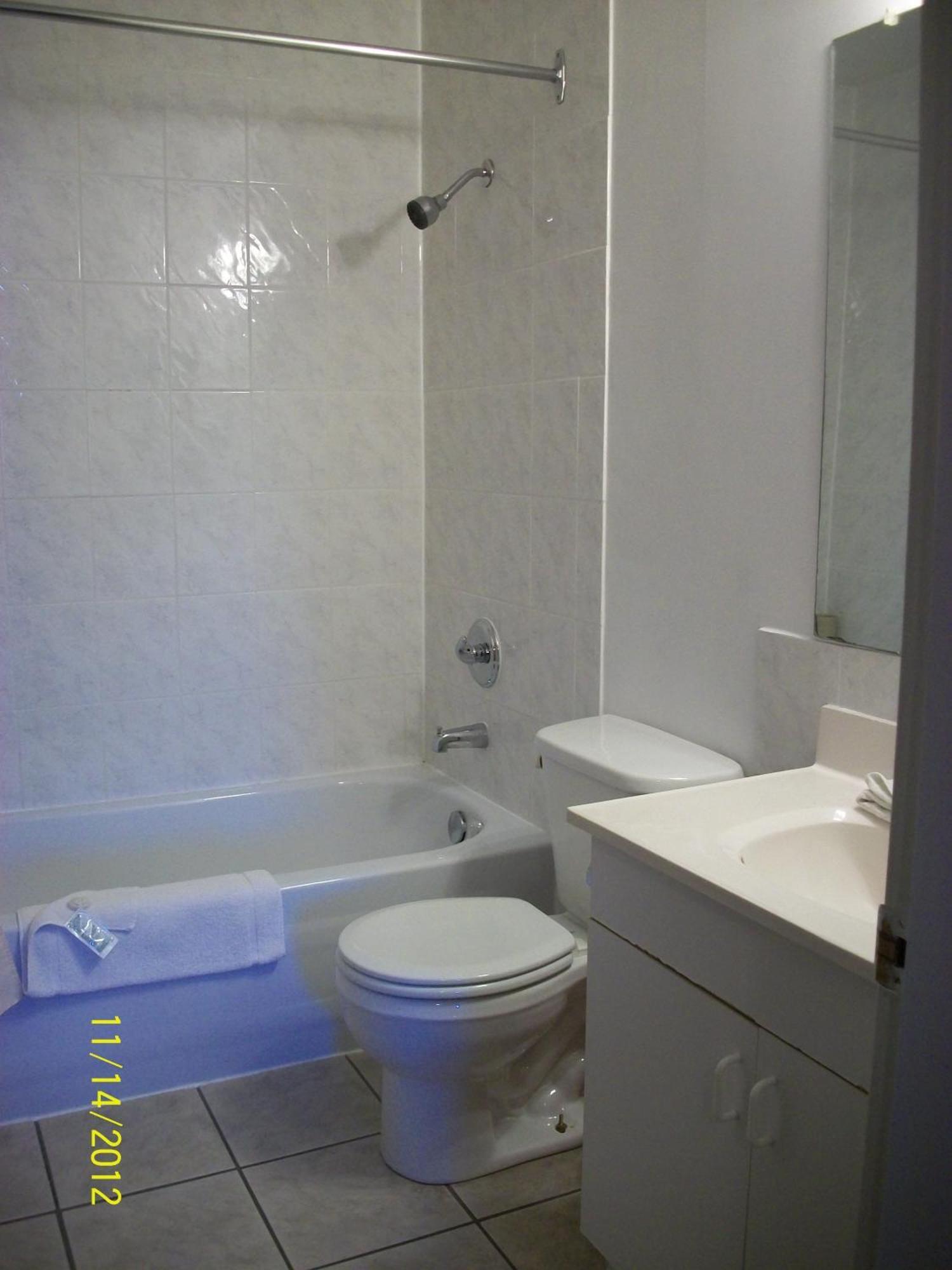 Schell Motel Express Вернон Экстерьер фото