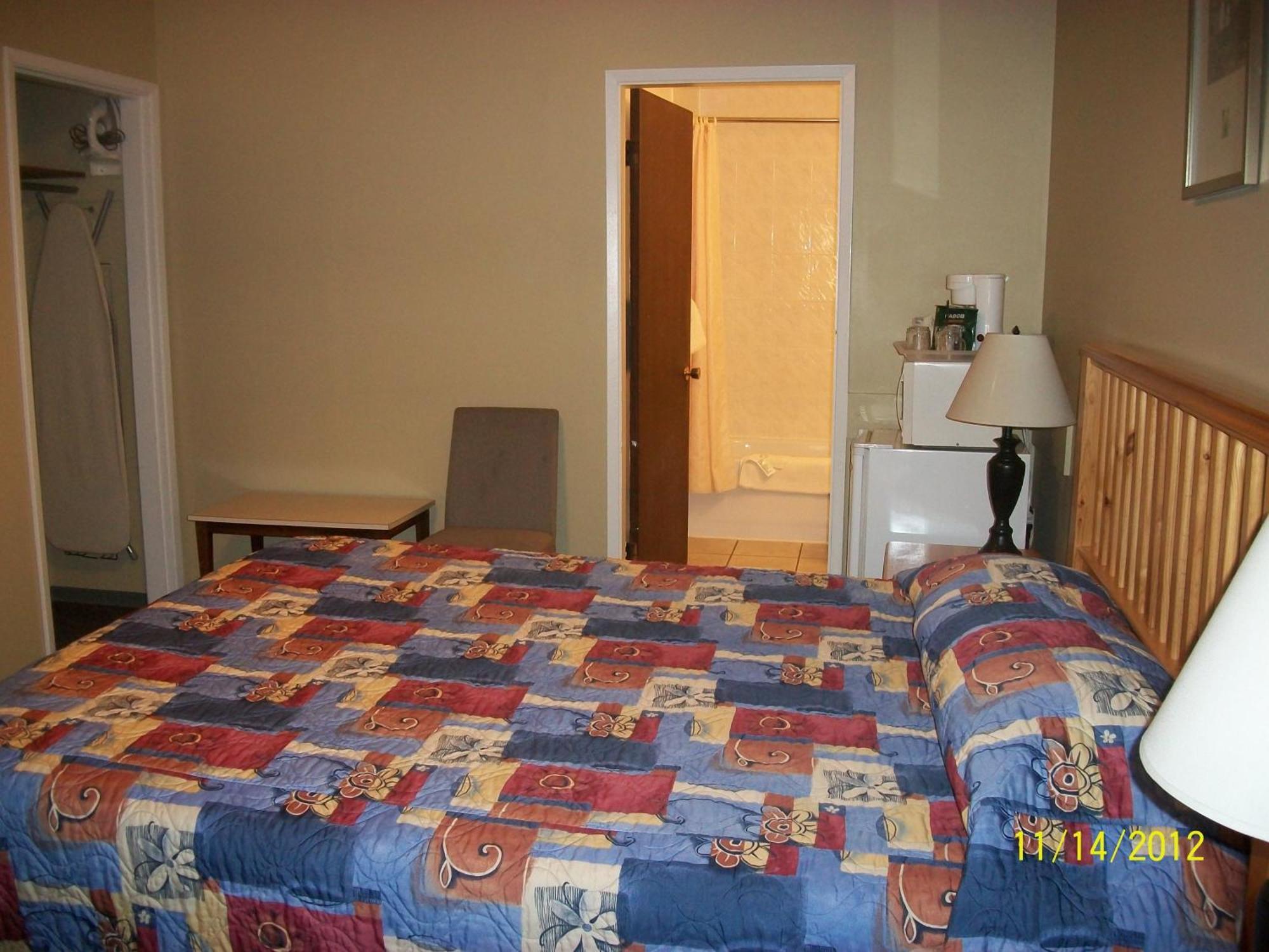 Schell Motel Express Вернон Экстерьер фото