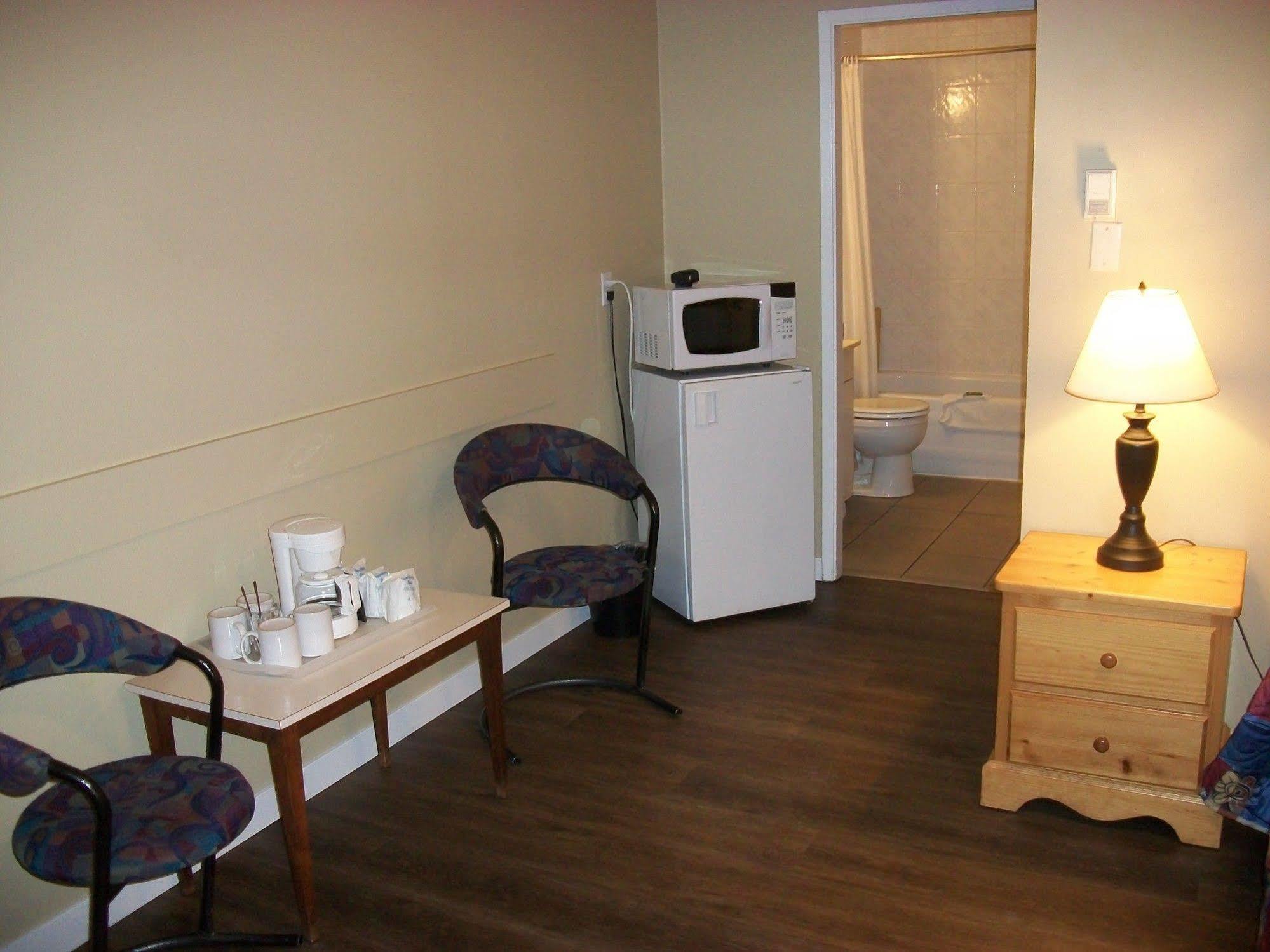 Schell Motel Express Вернон Экстерьер фото